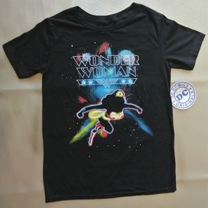 NWT Wonder Woman Tee
